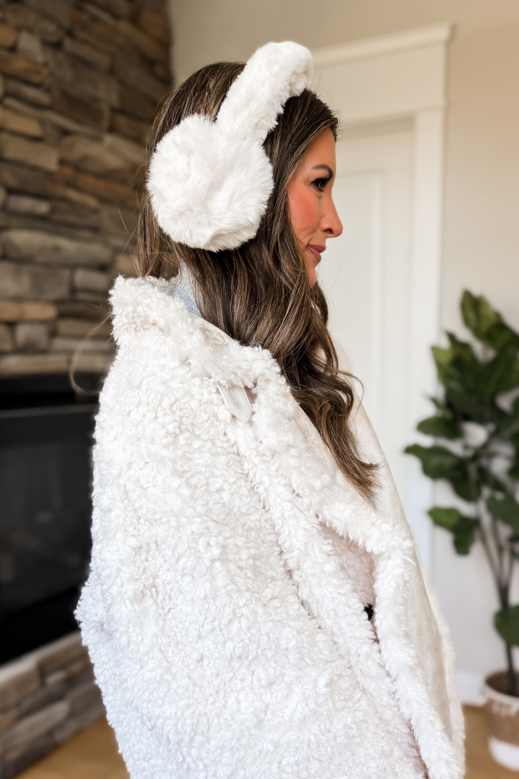 Winter Wonderland Faux Fur Ear Muffs - Ivory - Image 2