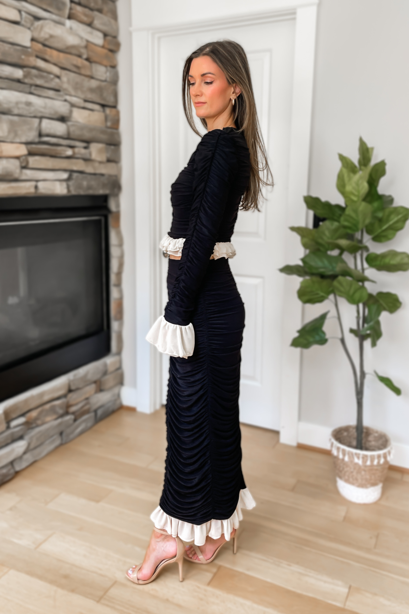 Lendie Ruched Two Piece Skirt Set - Black and Cream - Image 3